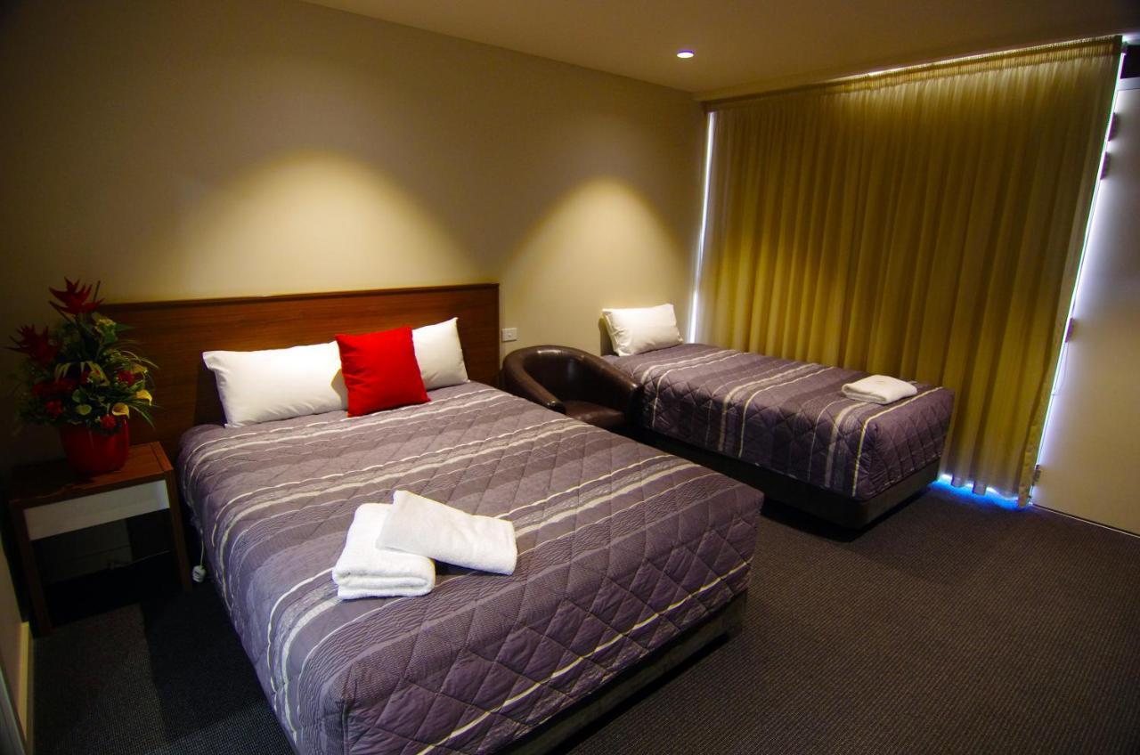 סוון היל Jane Eliza Motor Inn מראה חיצוני תמונה