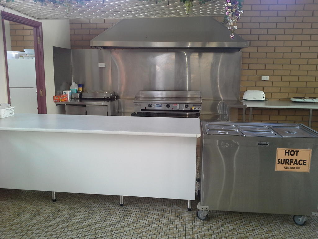 סוון היל Jane Eliza Motor Inn מראה חיצוני תמונה